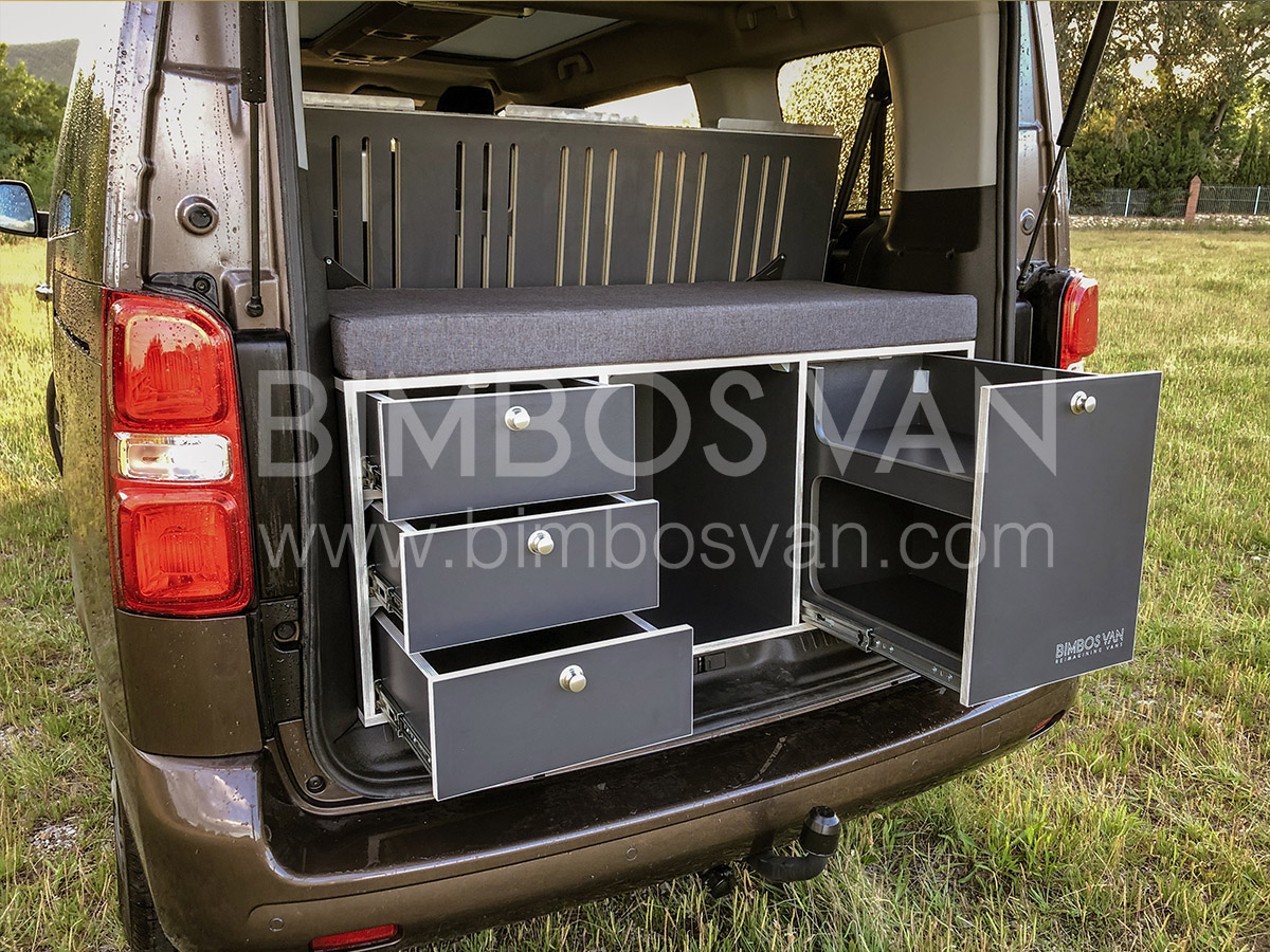 Mueble cama para Toyota ProAce, Space Tourer y Peugeot Traveller - Bimbos  Van