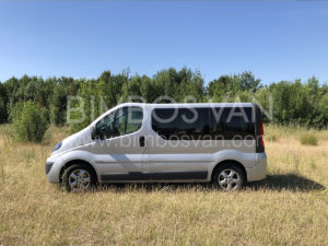 Mueble camper cama para Renault Trafic. Bimbos Van taller camperización