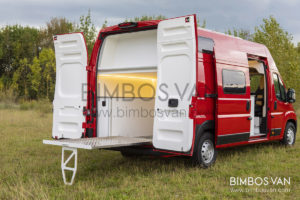 Ducato H3 L4 Camper con garaje para paramotor y bicicletas. Bimbos Van equipación de furgonetas