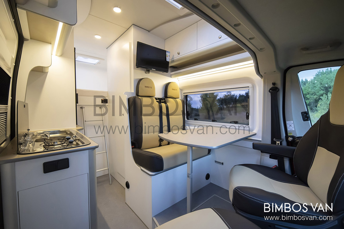 Ducato H3 L4 Camper con garaje para paramotor y bicicletas. Bimbos Van equipación de furgonetas