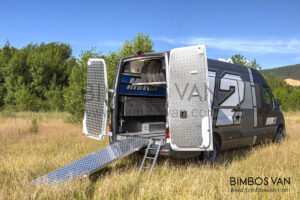 Mercedes Sprinter Moto GP Maverick Viñales