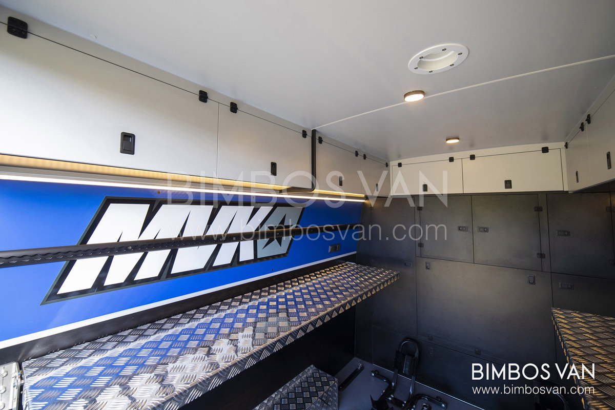 Mercedes Sprinter Moto GP Maverick Viñales