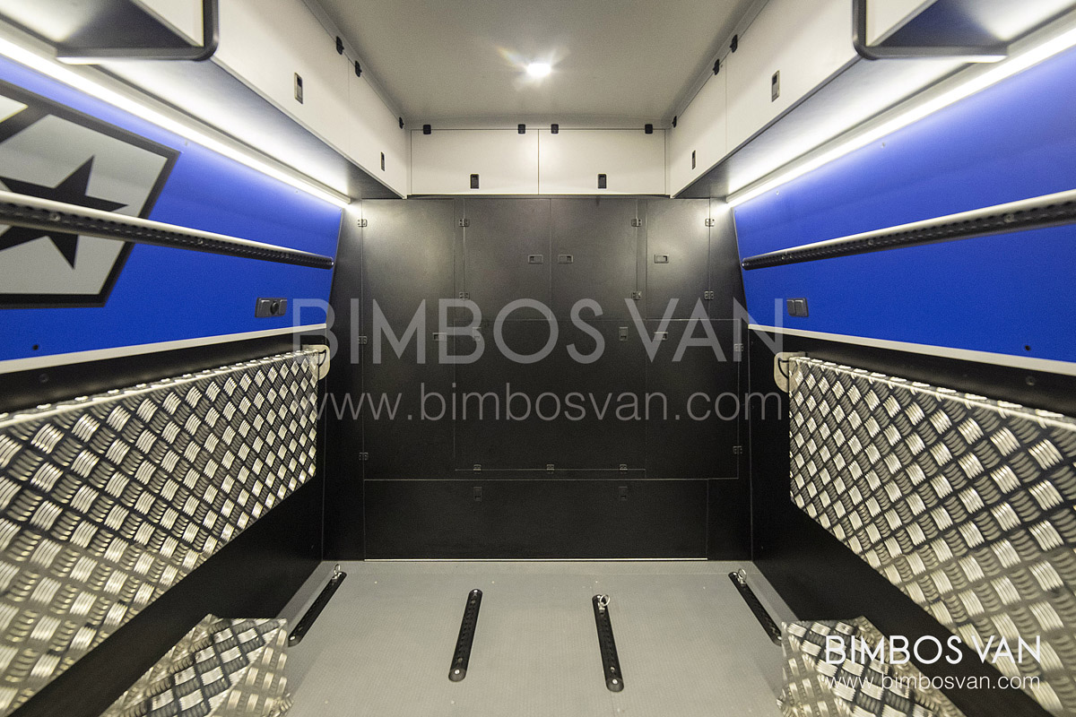 Mercedes Sprinter Moto GP Maverick Viñales