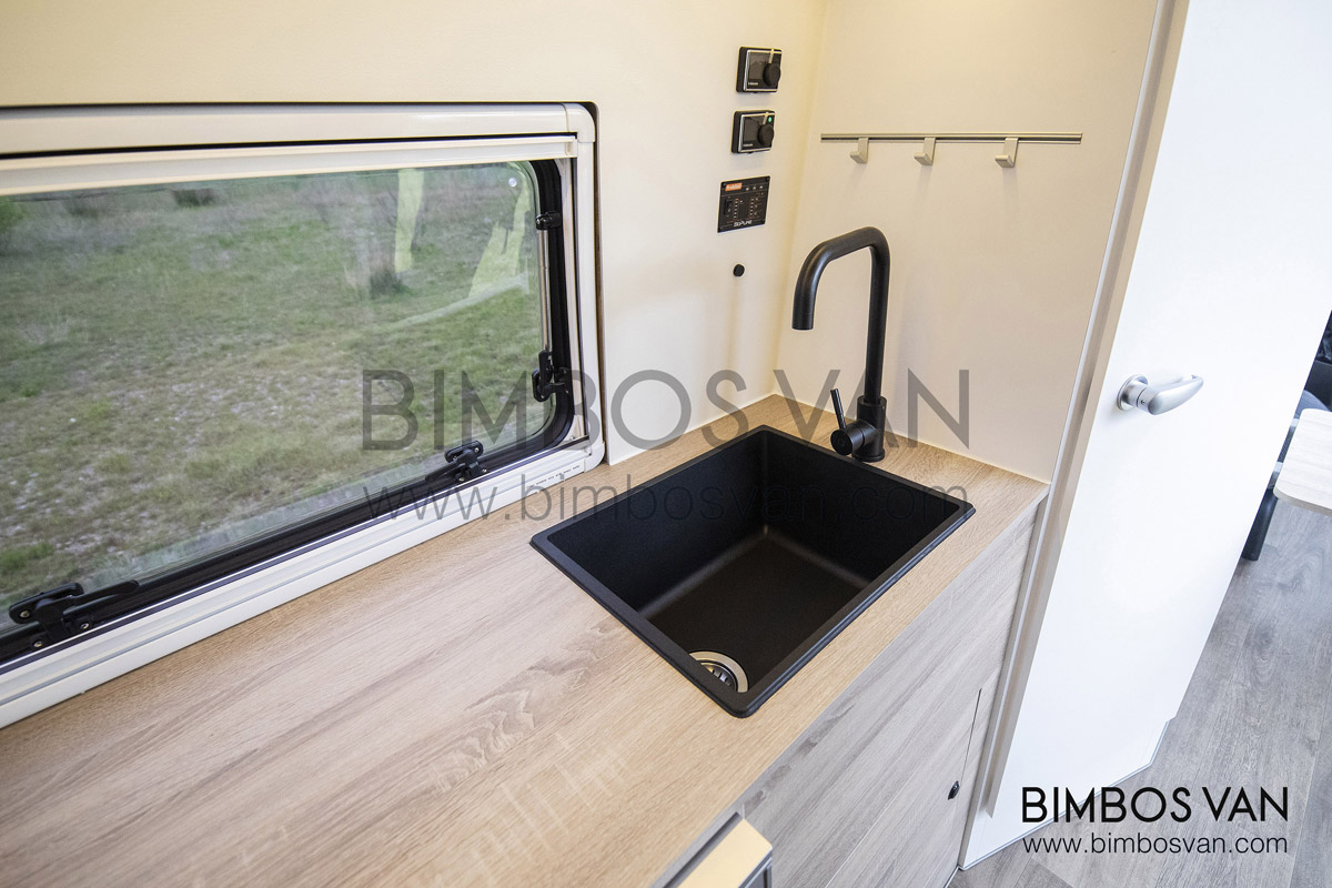 Mercedes Sprinter 4x4 Camper Bimbos Van