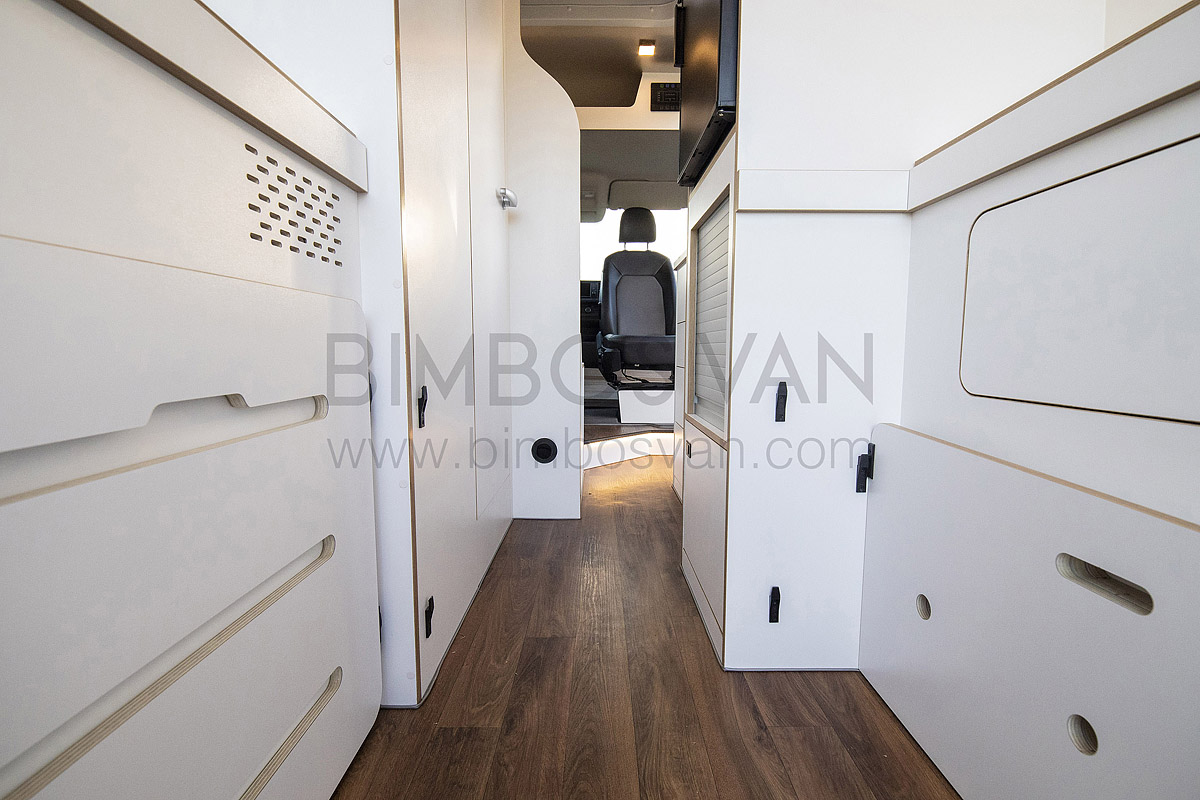 VW Crafter By Bimbos Van. Furgoneta Camper