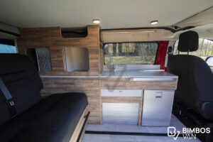 Opel Vivaro Red. Bimbos Van.