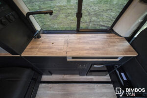VW_T6_Black_edition_02