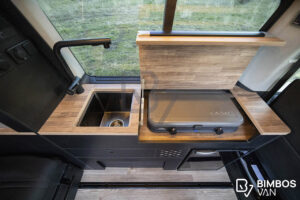 VW_T6_Black_edition_03